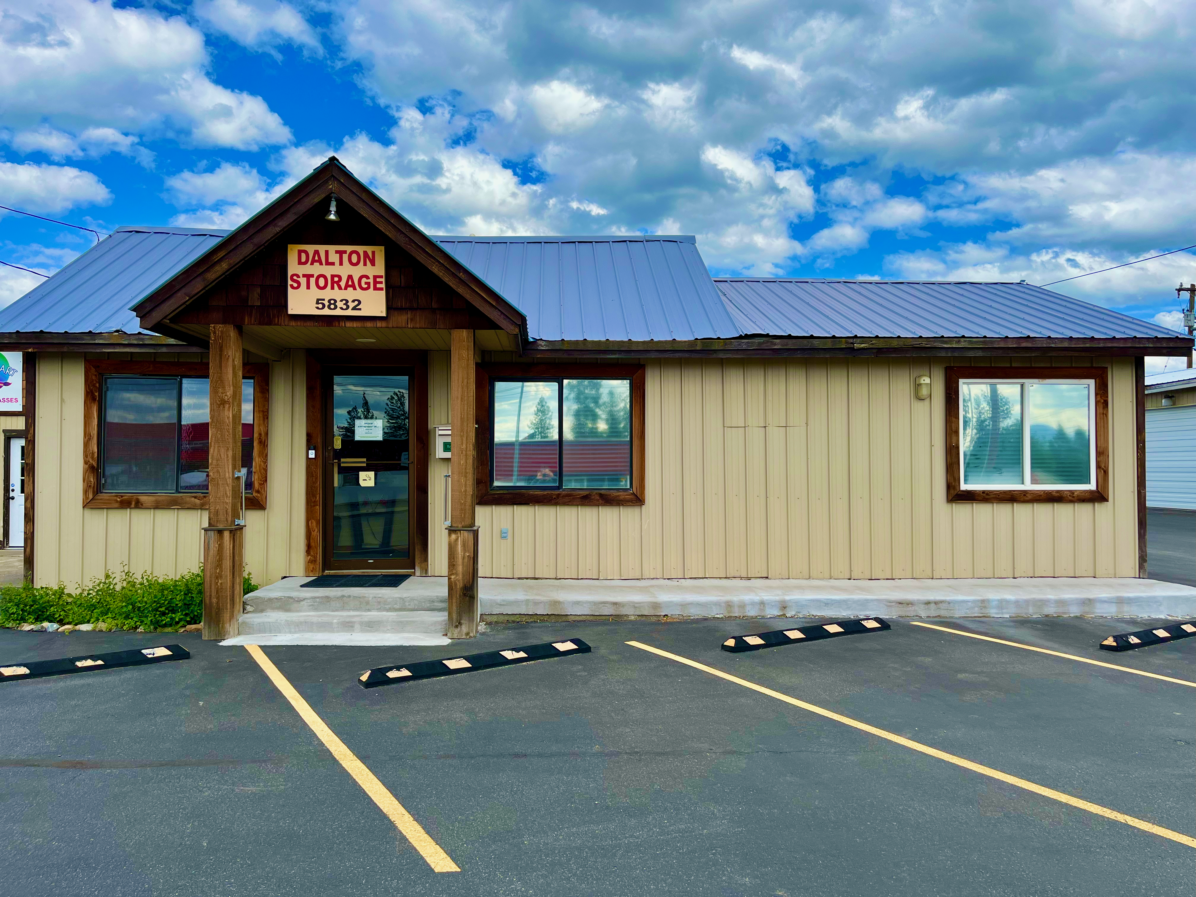 Dalton Storage office building at 5832 Government Way